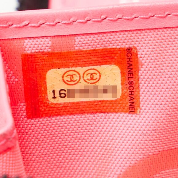 CHANEL Black Lambskin Leather Logo Wallet - Picture 14 of 16